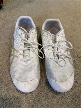 Asics White Cheer Shoes